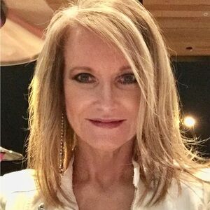 Meet your Posher, Cindy